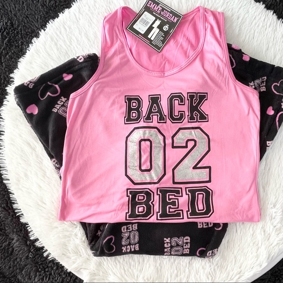 Other - NWT 1X black & pink tank top with fluffy pants pajamas set super soft
